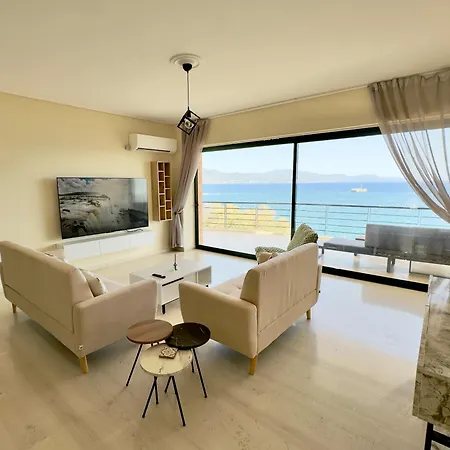 Seafront Luxury Apartment Kalamata Exterior photo